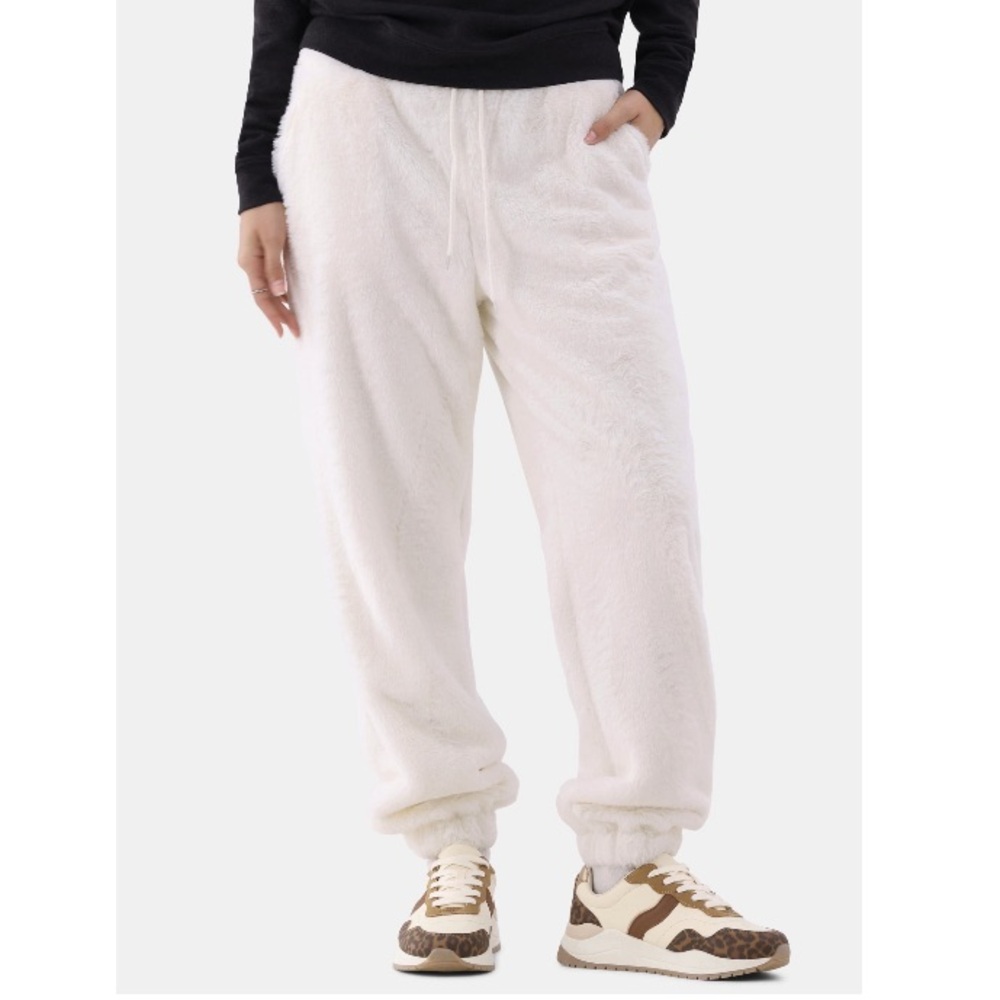 No Boundaries Off-White Plush Joggers